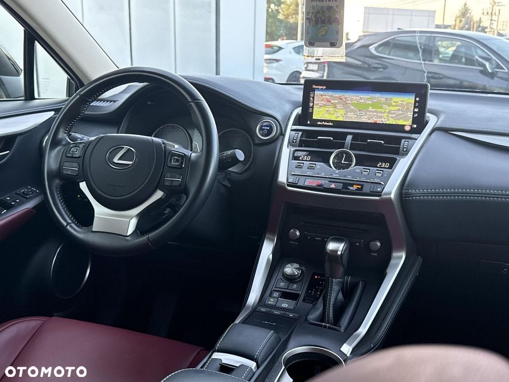 Lexus NX 300h F Impression AWD - 20