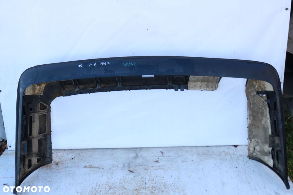 ZDERZAK TYLNY TYŁ BMW E34 - 14