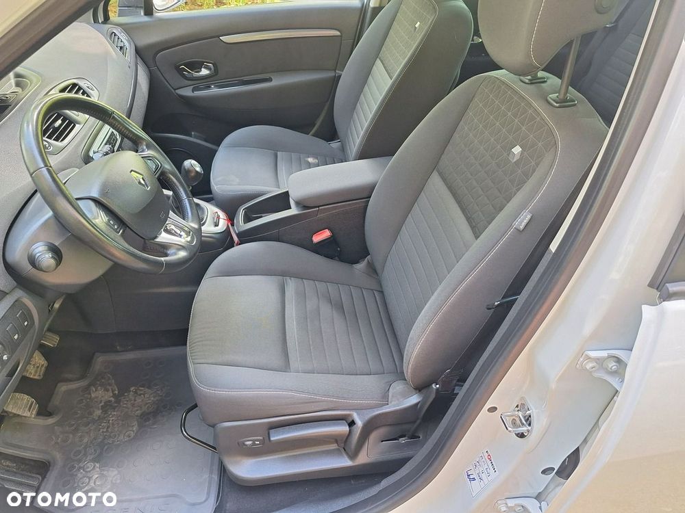Renault Scenic - 9