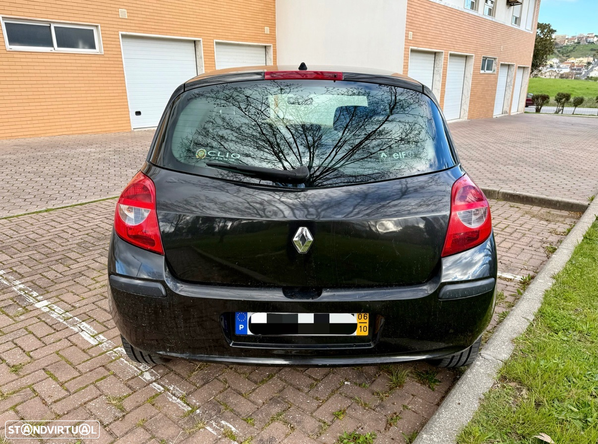 Renault Clio 1.2 Pack Authentique - 8