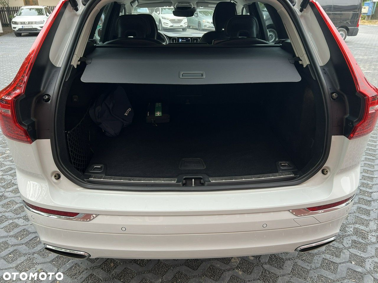 Volvo XC 60 D4 SCR AWD Inscription - 9