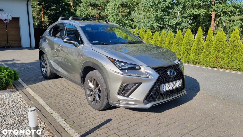 Lexus NX 300 F Sport AWD - 2
