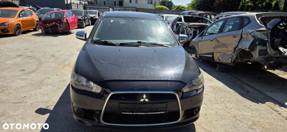 MITSUBISHI LANCER X lampa prawy przód - 1