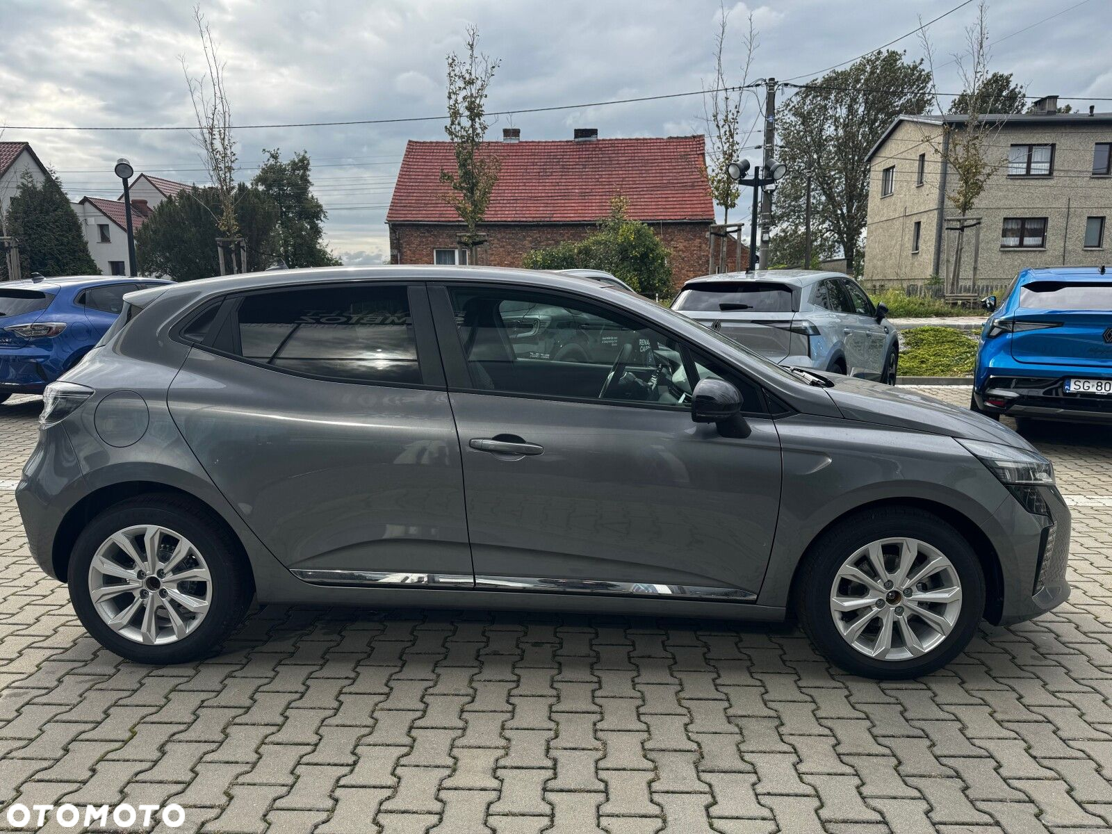 Renault Clio - 9