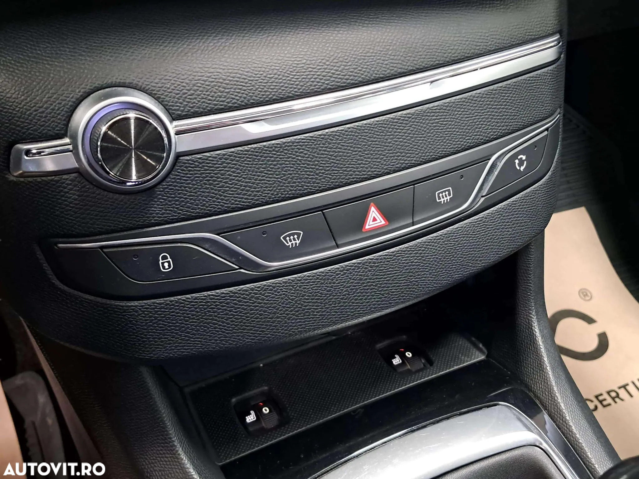 Peugeot 308 1.2 L PureTech Turbo Active - 16