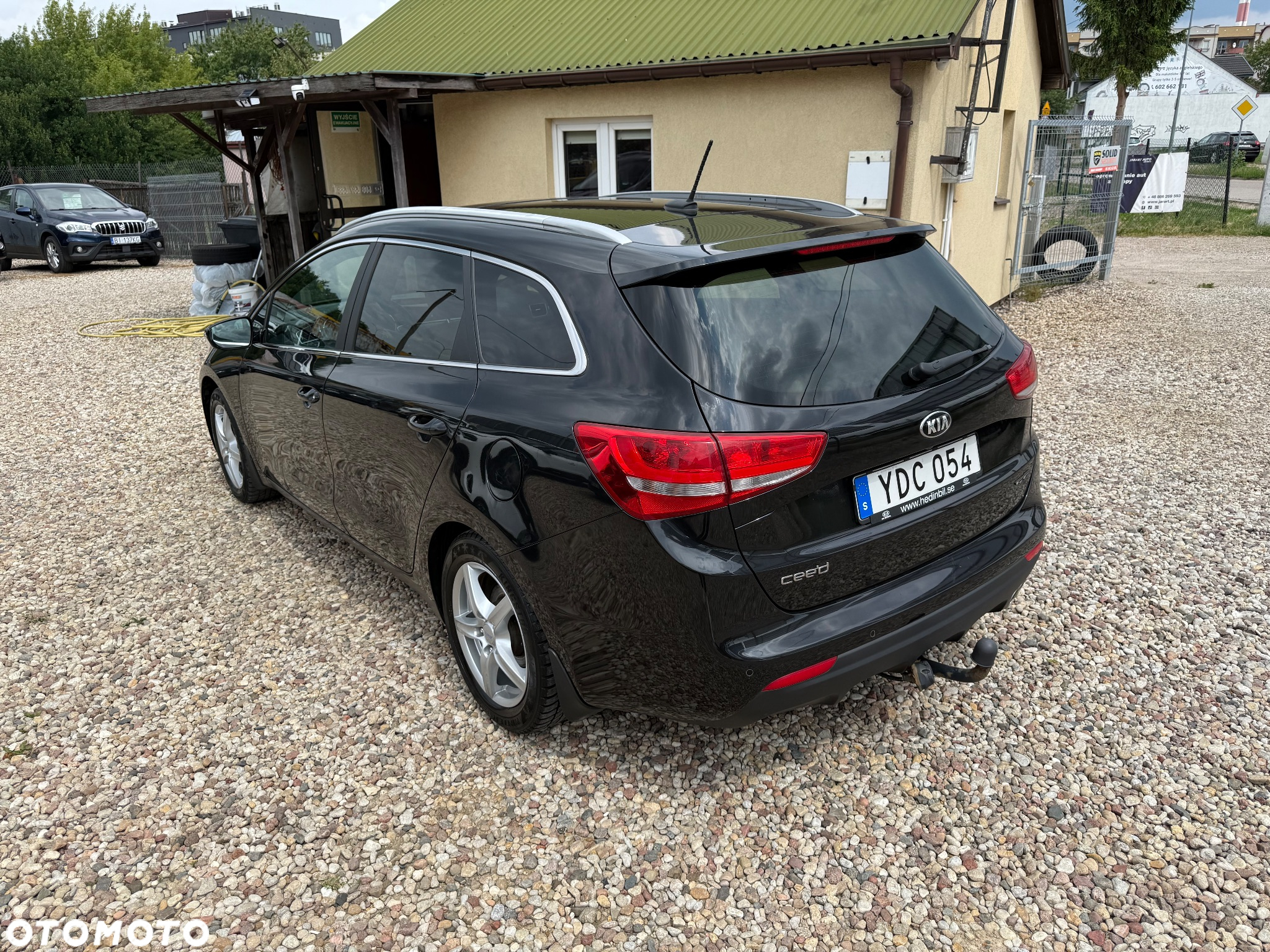 Kia Ceed - 8