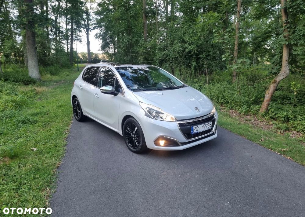 Peugeot 208 1.2 PureTech Allure S&S - 15