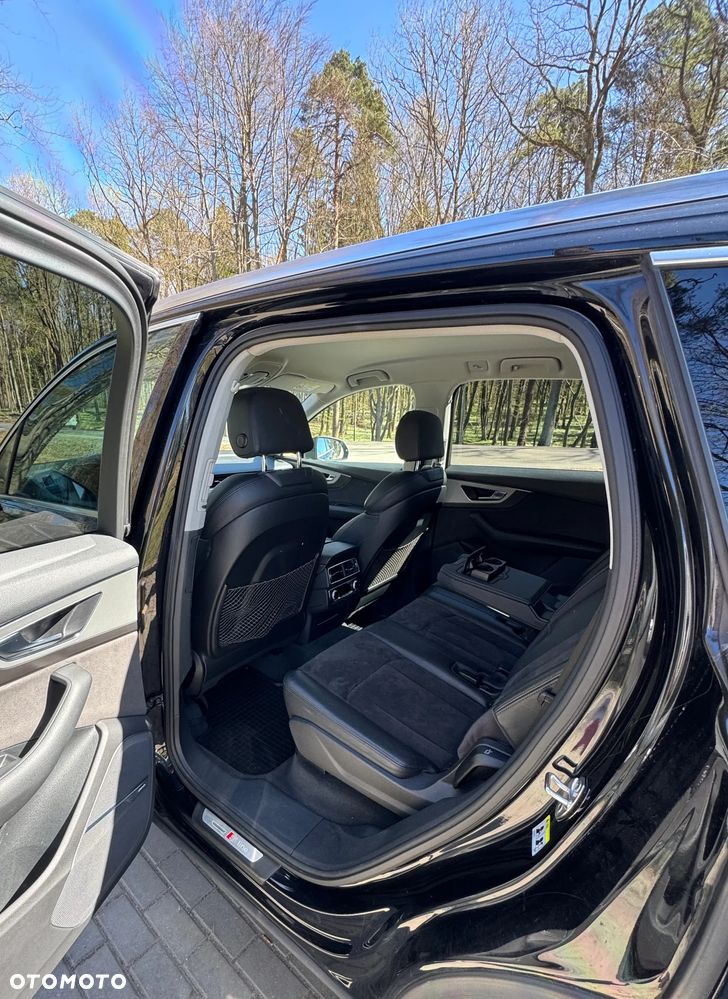 Audi Q7 - 9