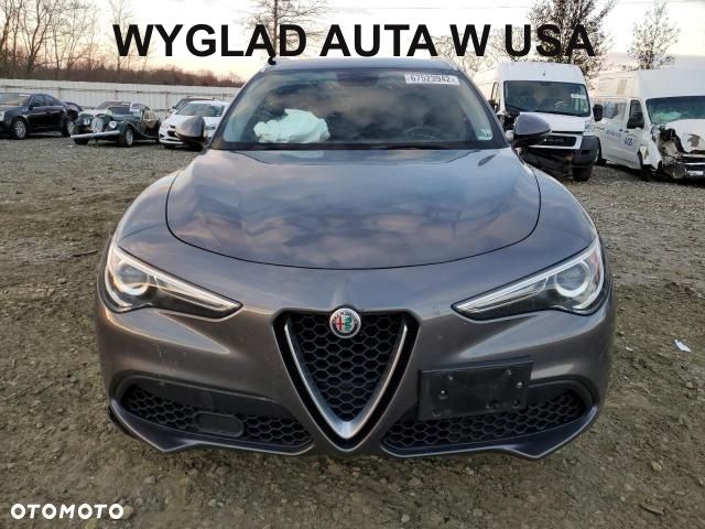 Alfa Romeo Stelvio 2.0 Turbo 16V AT8-Q4 Super - 24