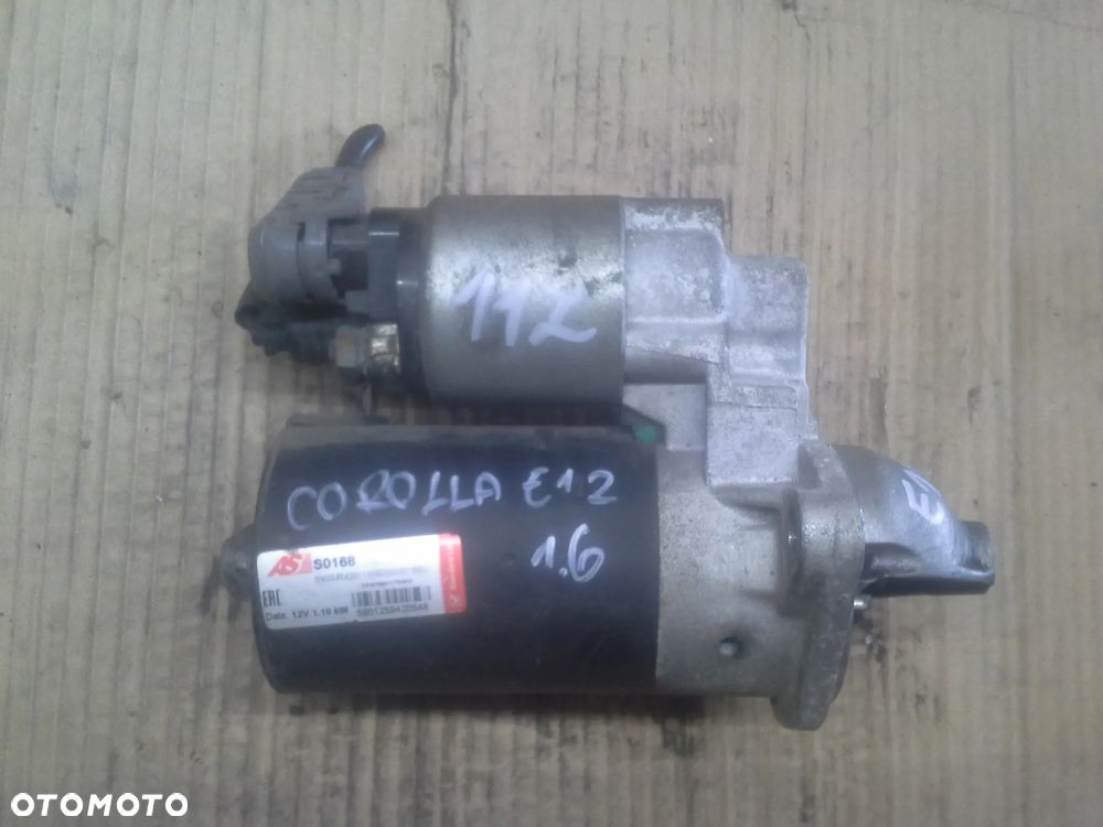 Toyota Corolla E12 1.6 VTi rozrusznik - 1