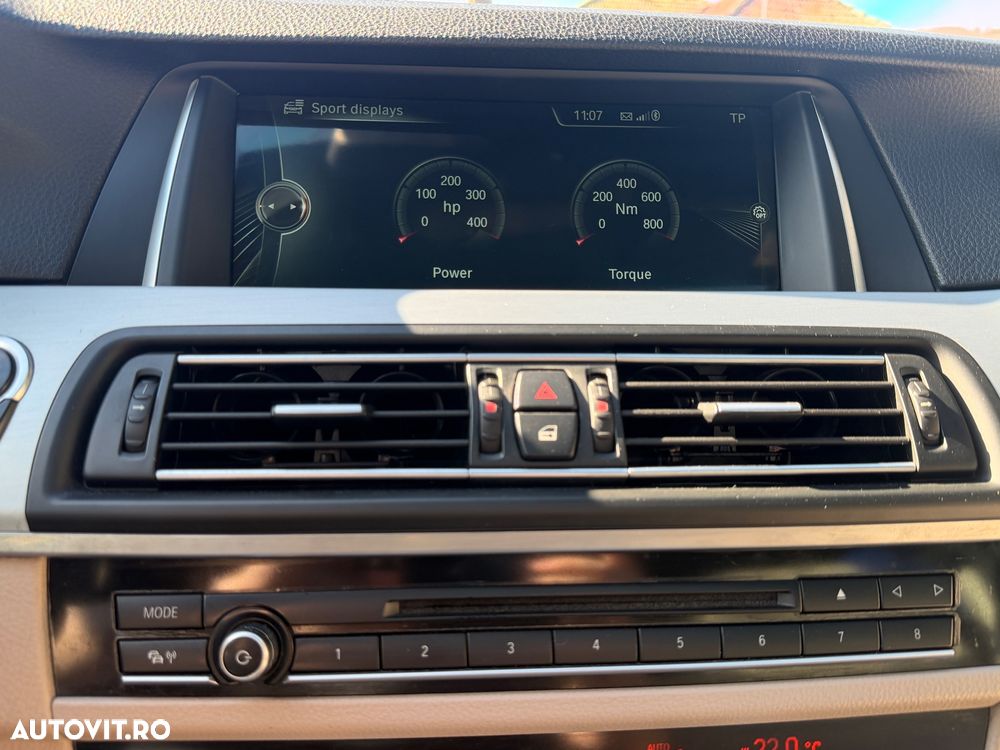 BMW Seria 5 535d xDrive AT - 28