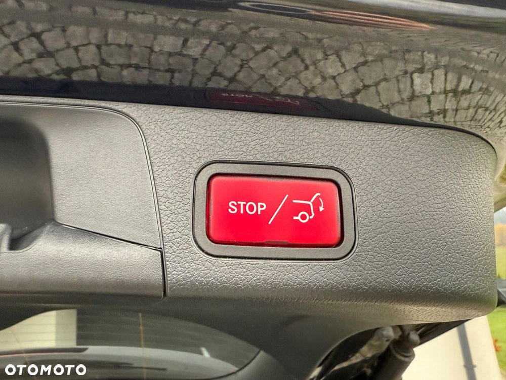 Mercedes-Benz GLB 220 d 8G-DCT AMG Line - 33