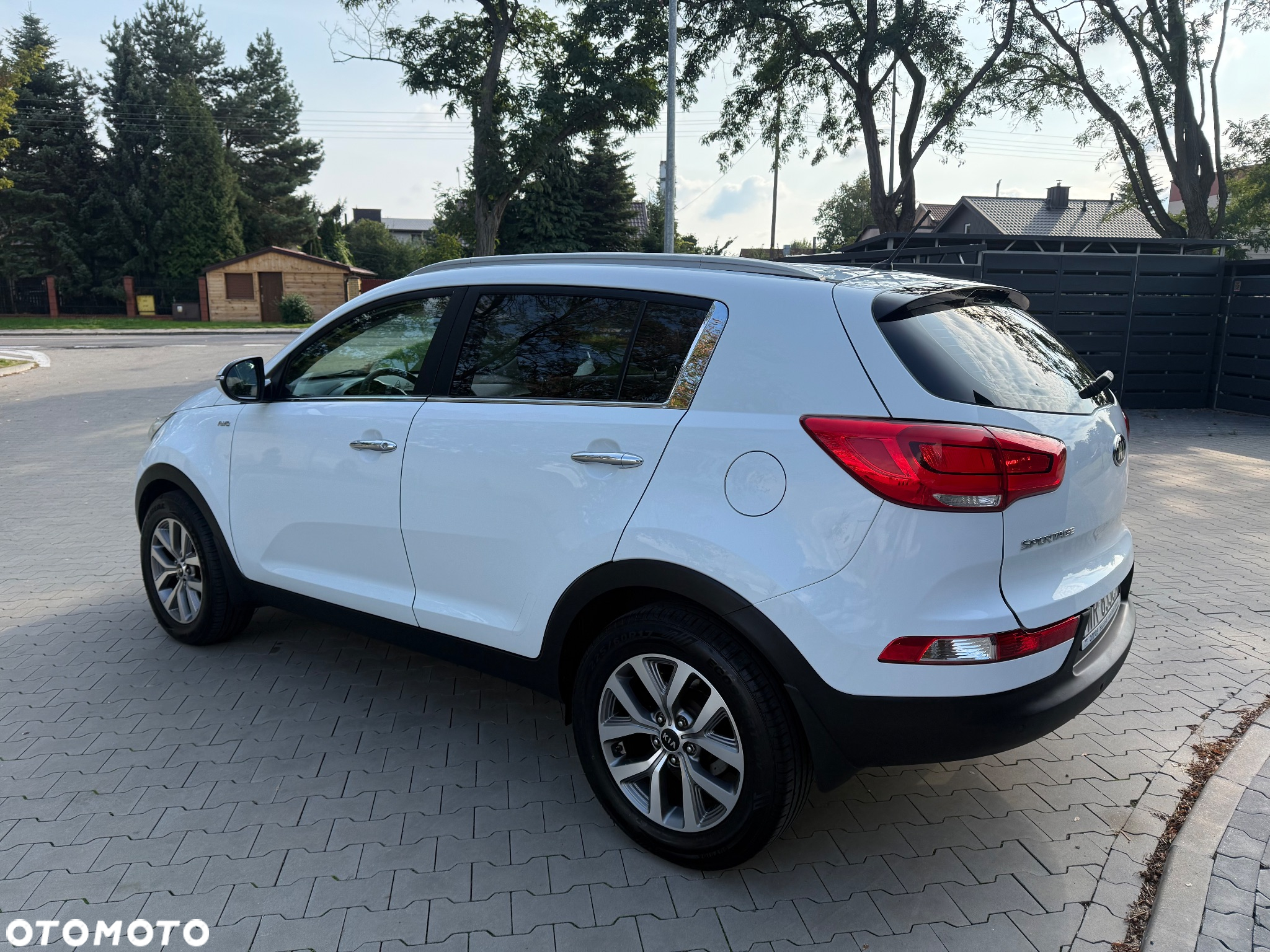 Kia Sportage 2.0 CRDI AWD Spirit - 11