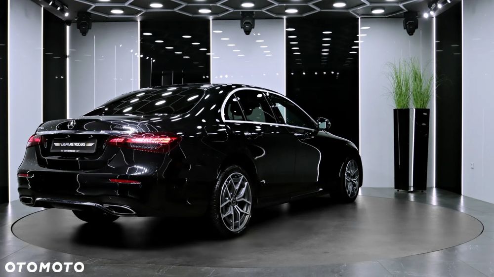 Mercedes-Benz Klasa E 220 d 4-Matic AMG - 9