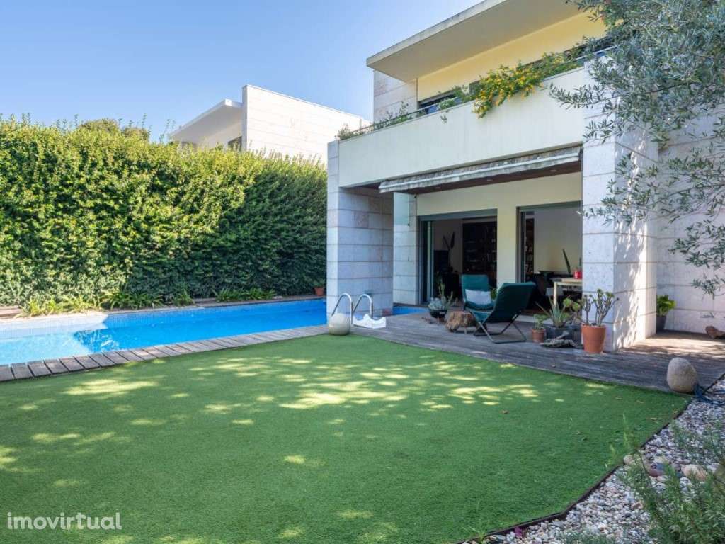 Moradia T5 com piscina e jardim em Cascais - Grande imagem: 5/49