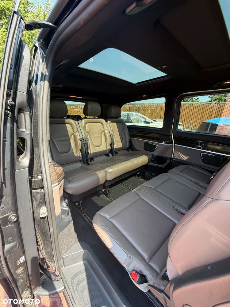 Mercedes-Benz Klasa V 300 d extralang 4Matic 9G-TRONIC Exclusive - 2