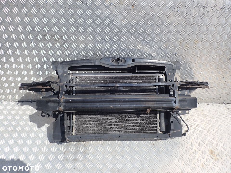 PAS PRZEDNI CHŁODNICE SKODA OCTAVIA II RADOM