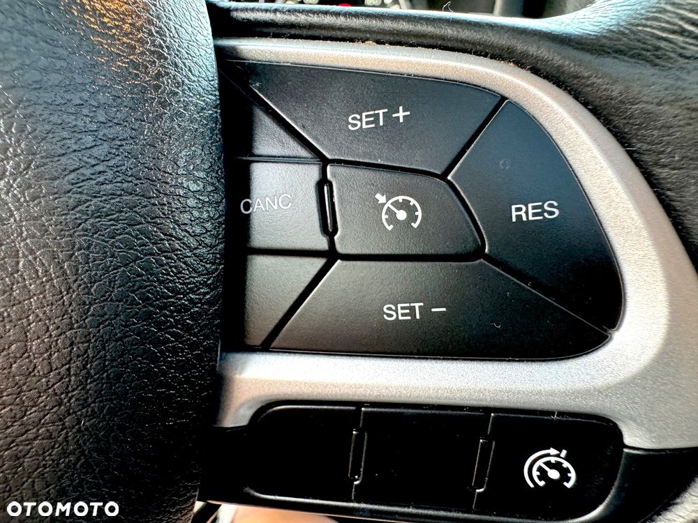 Jeep Renegade 1.4 MultiAir Longitude FWD S&S - 31