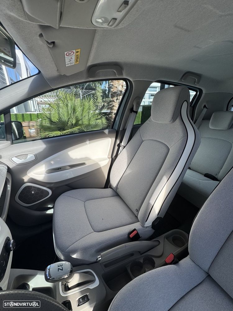 Renault Zoe (c/ Bateria) 22 kwh Life - 6