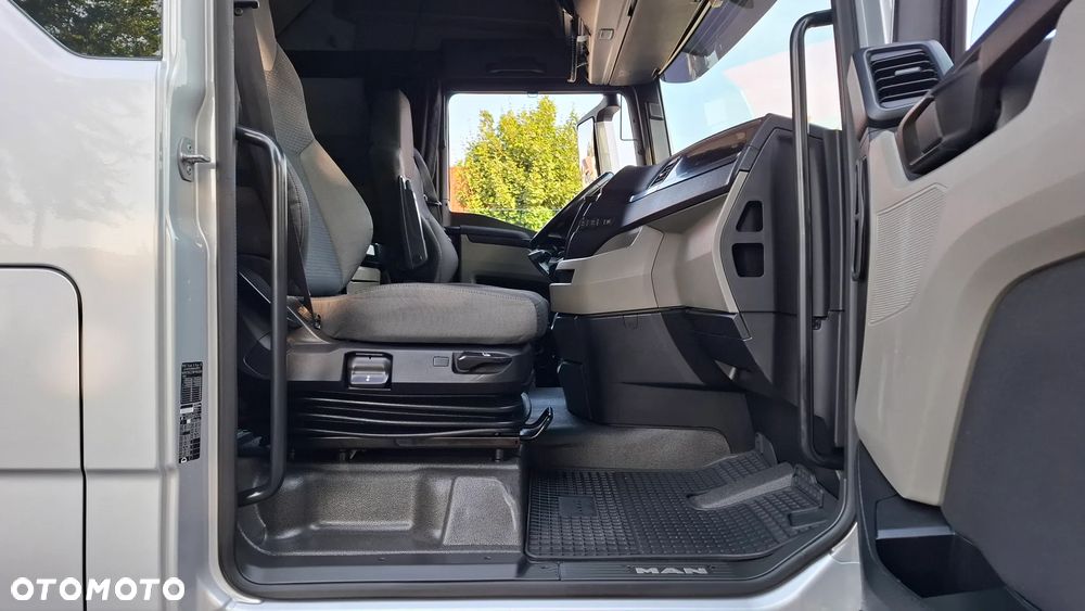 MAN TGX 18.510 GX / LL SA / LOW DECK / MEGA / RETARDER / SALON PL - 22