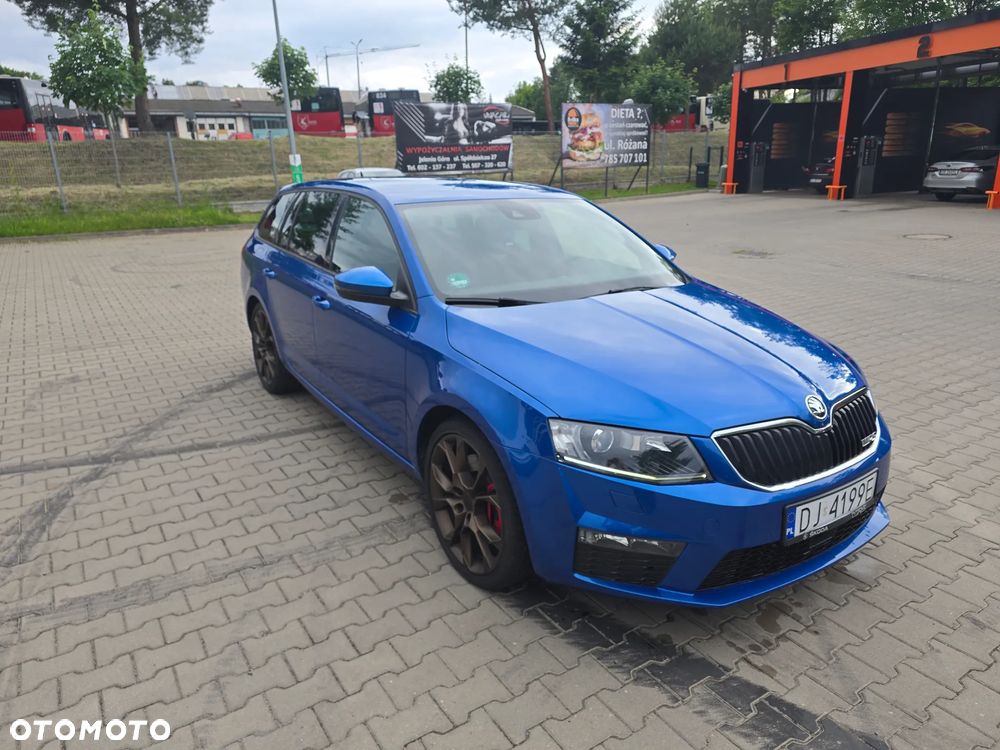 Skoda Octavia 2.0 TDI RS DSG - 6