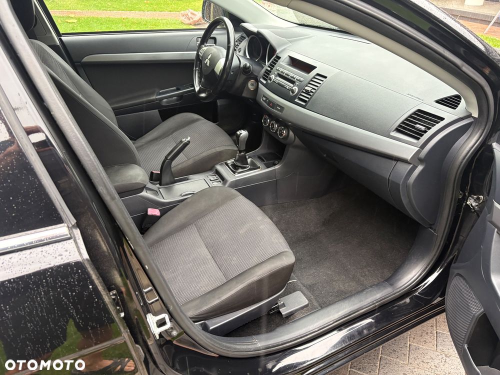 Mitsubishi Lancer Sportback 1.6 ClearTec Top - 14