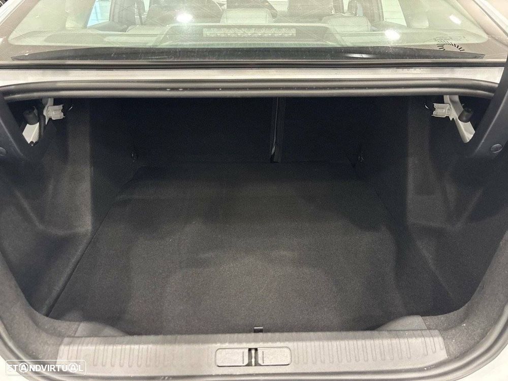 Citroën C4 X 1.2 Hybrid Plus e-DSC6 - 6