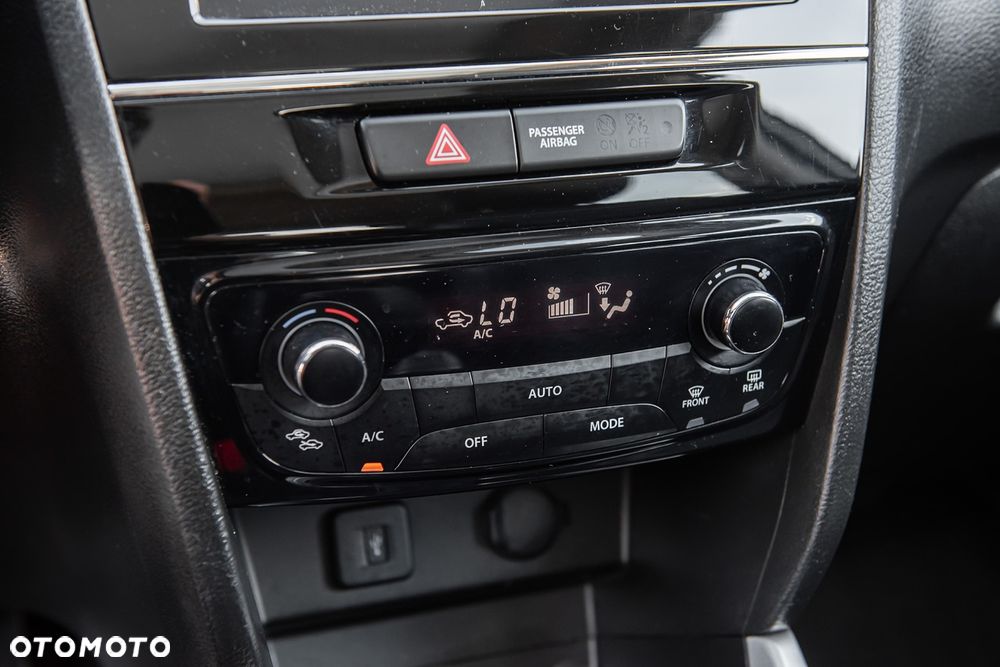 Suzuki Vitara 1.6 (4x4) Allgrip Comfort+ - 23