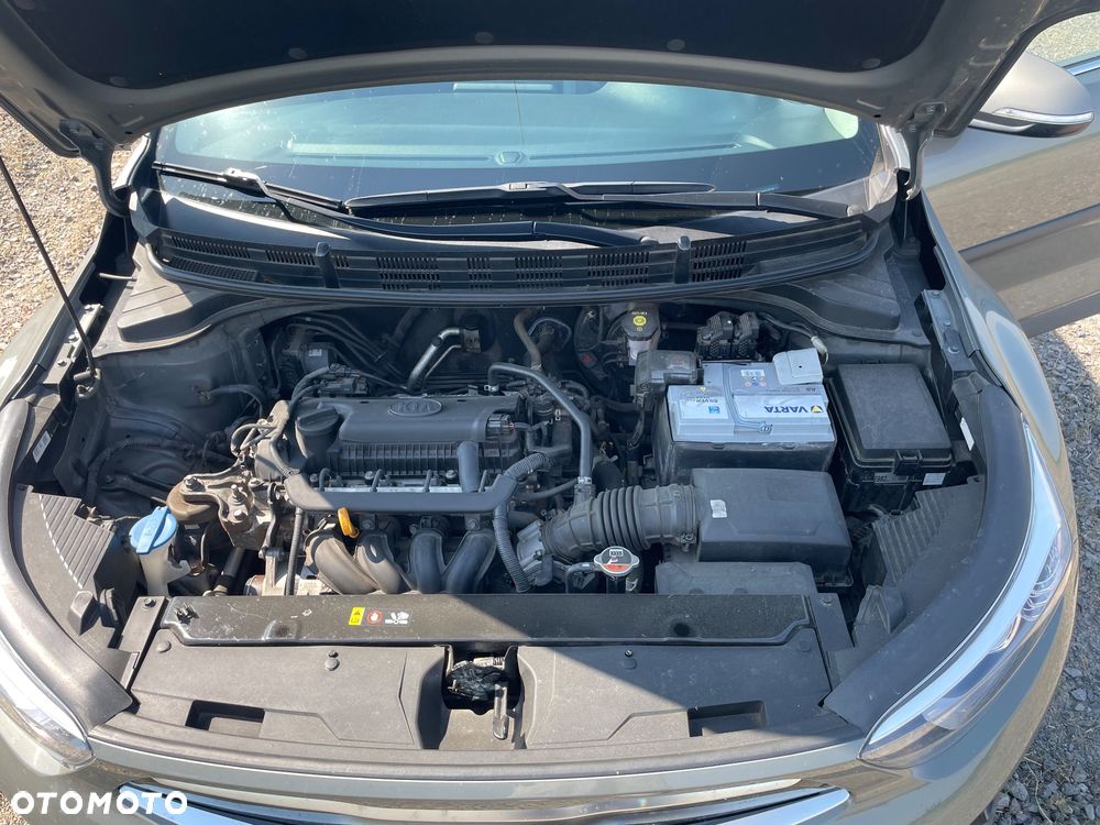 Kia Stonic 1.4 L - 10