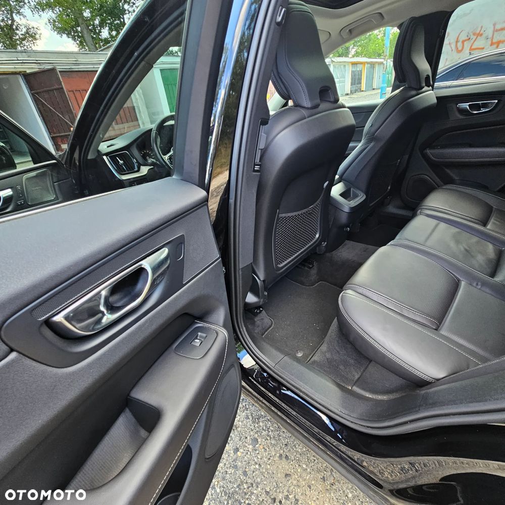 Volvo XC 60 D4 AWD Inscription - 8