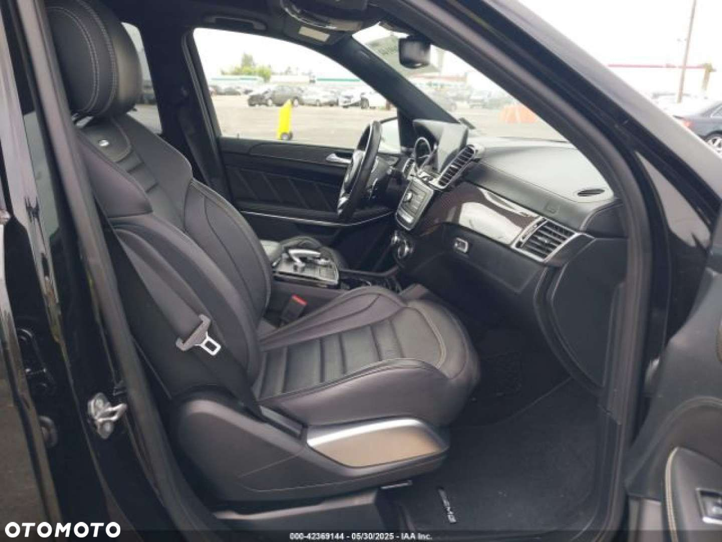 Mercedes-Benz GLS - 11