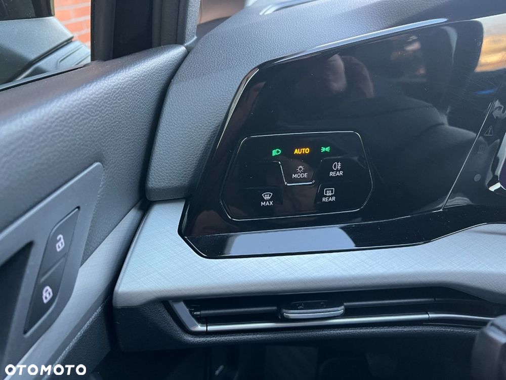 Volkswagen Golf 1.5 TSI Style - 22