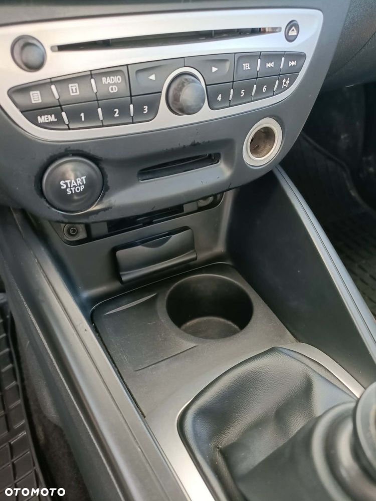 Renault Megane 1.9 dCi Exception - 9