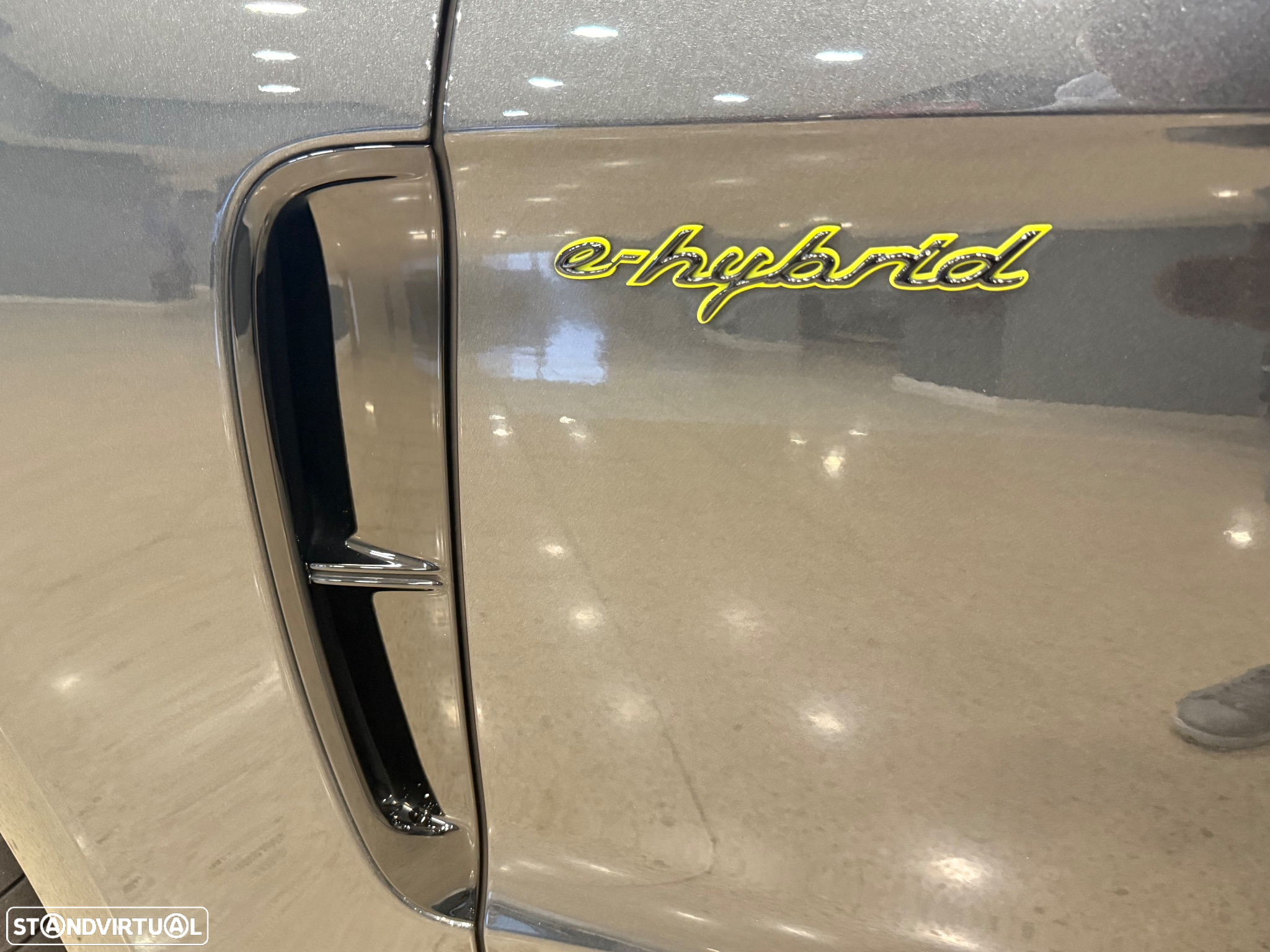 Porsche Panamera Sport Turismo 4S E-Hybrid - 11