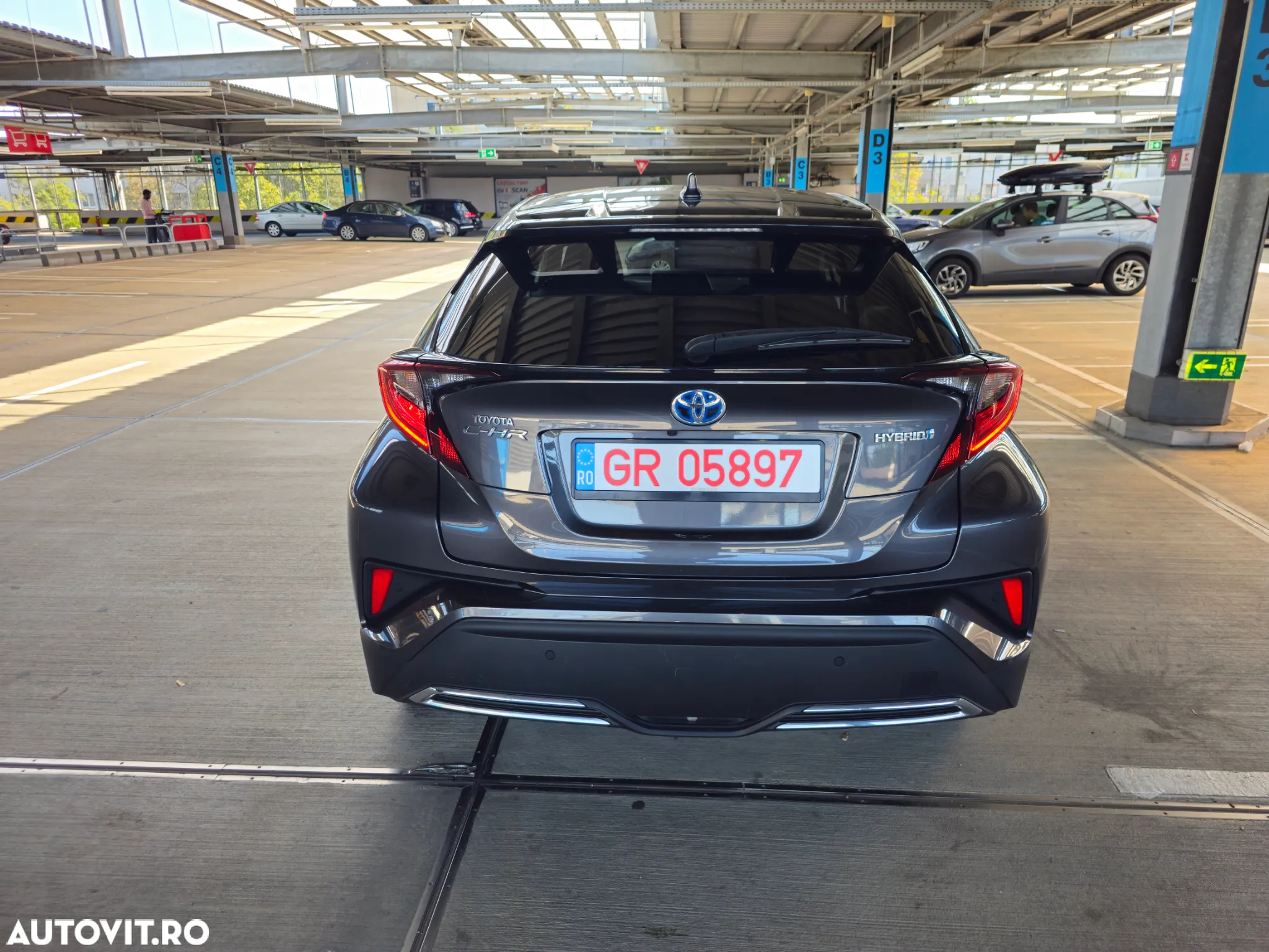 Toyota C-HR 2.0 Hybrid Team Deutschland - 8