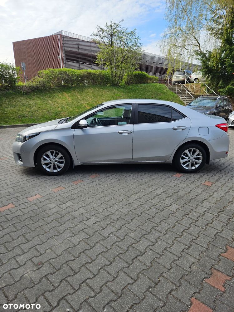 Toyota Corolla 1.6 Prestige - 2