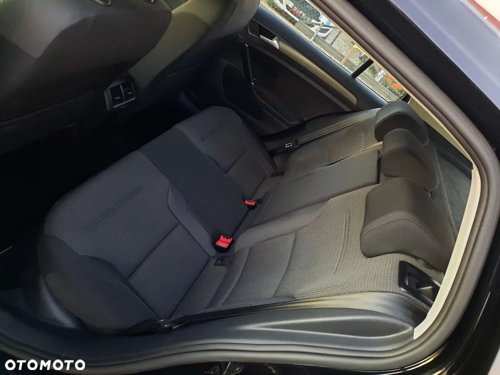 Volkswagen Golf 1.4 TSI (BlueMotion Technology) DSG Highline - 17