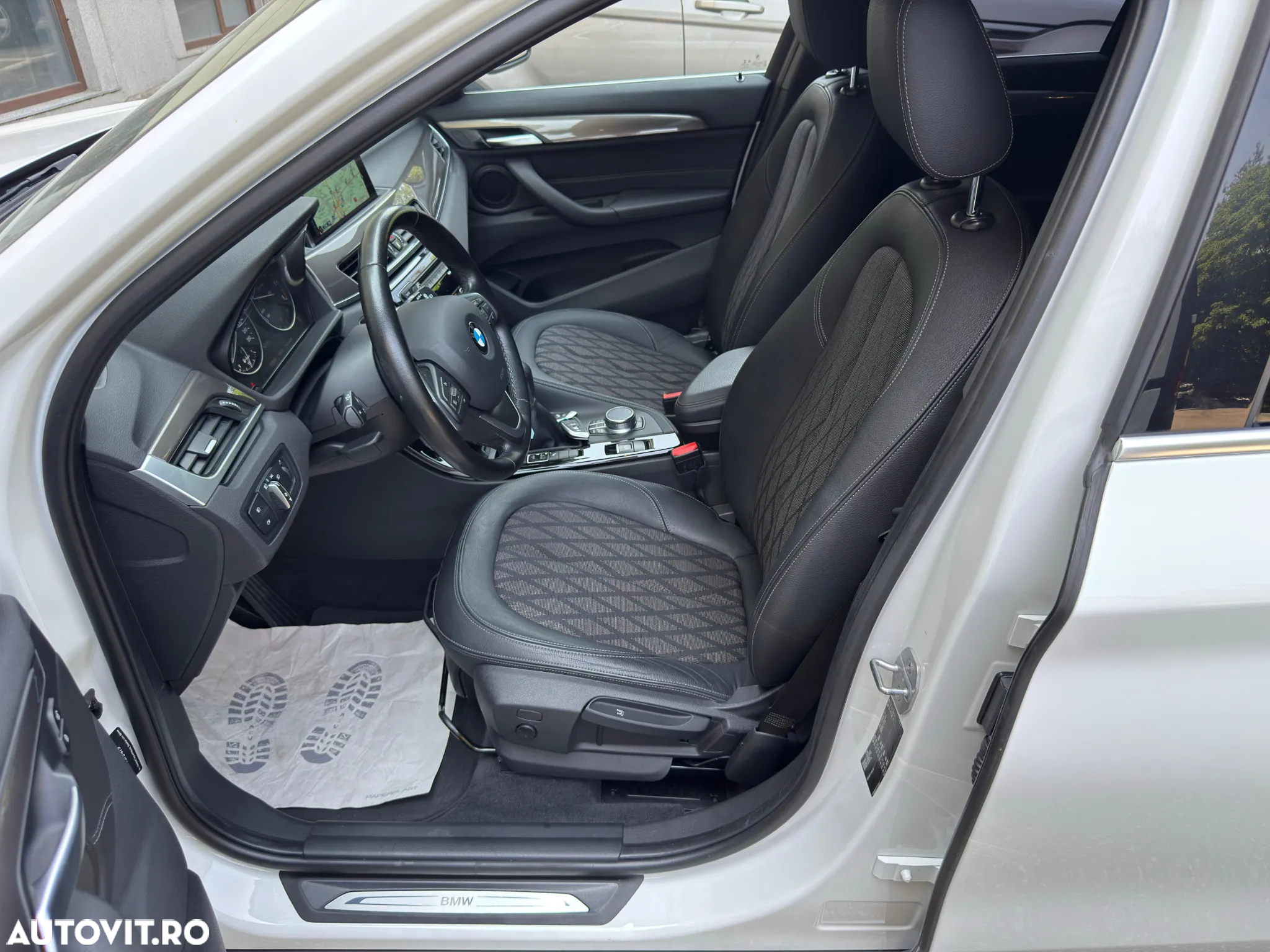 BMW X1 sDrive18d Aut. Advantage - 23