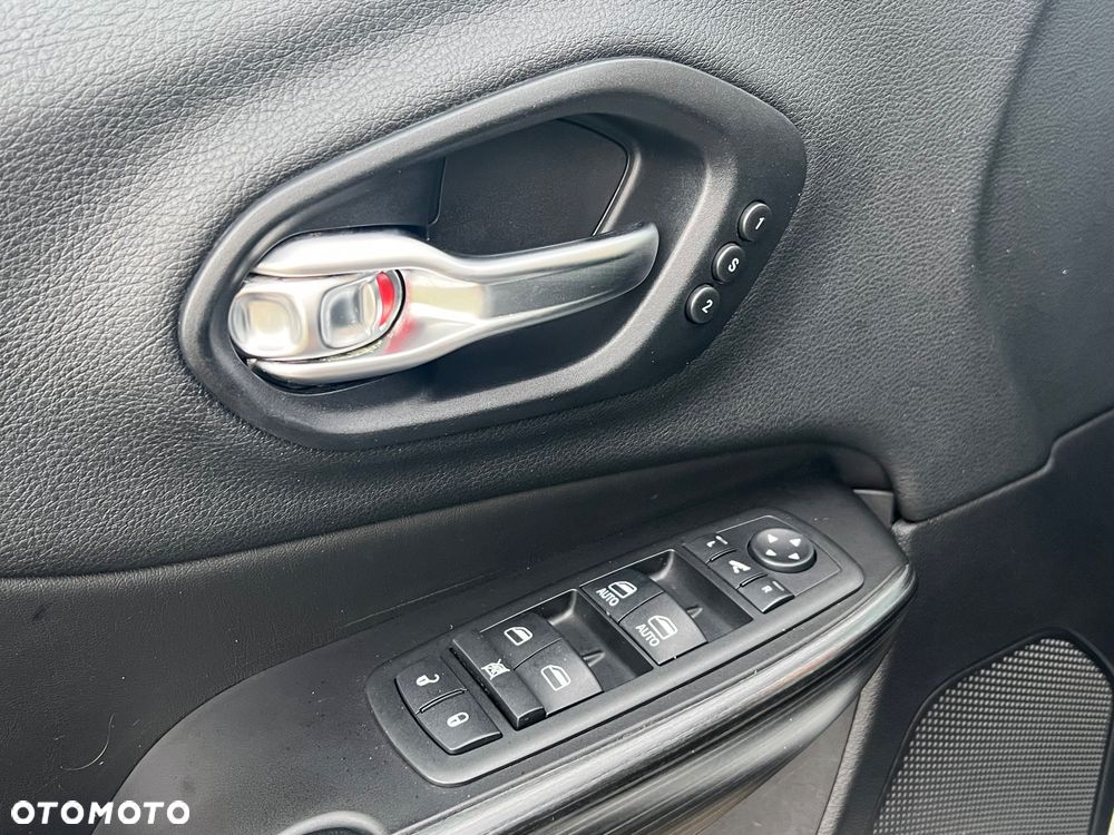 Jeep Cherokee 2.0 Multijet Limited - 29