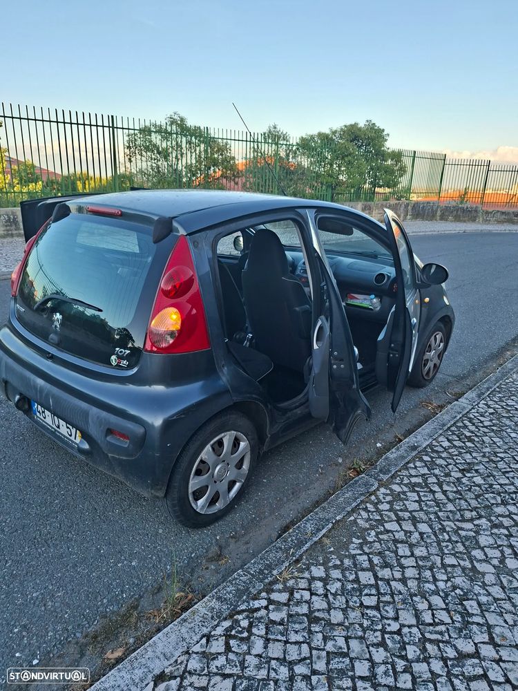 Peugeot 107 - 9