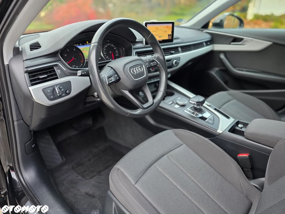 Audi A4 Avant 35 TDI Sport S tronic - 31