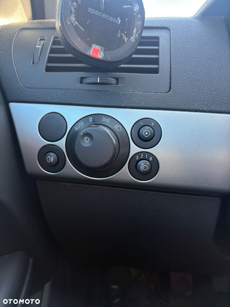 Opel Astra 1.7 CDTI DPF (119g) Edition 111 Jahre - 16