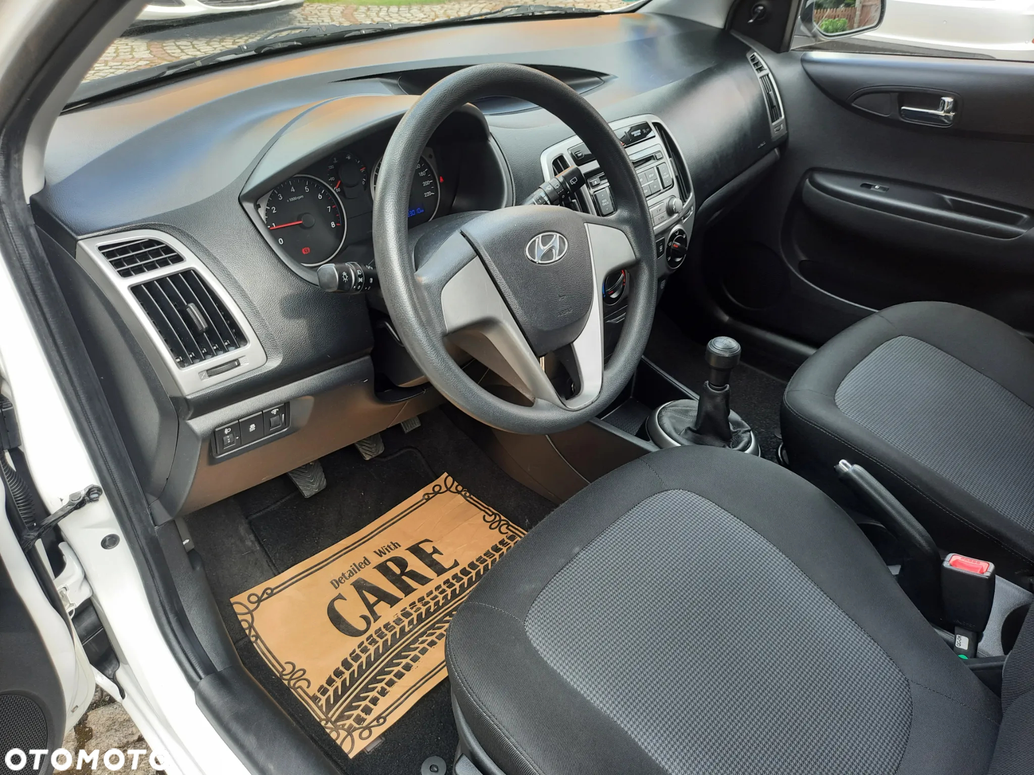 Hyundai i20 1.25 Comfort - 11