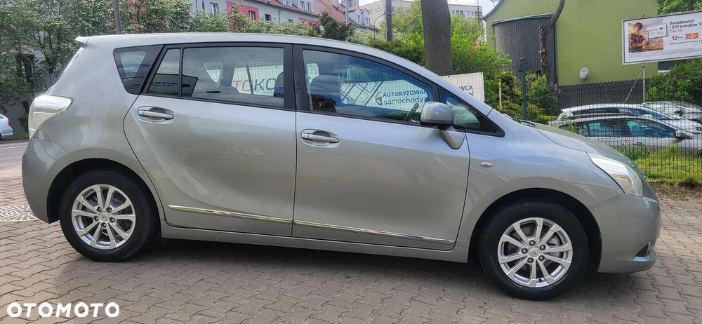 Toyota Verso 1.8 2010 7os - 3