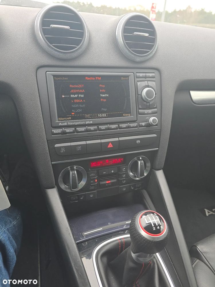 Audi A3 Sportback 2.0 TDI DPF S line Sportpaket plus - 11