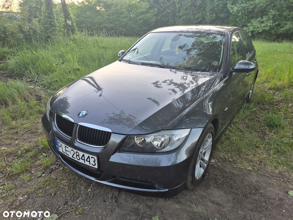 BMW Seria 3 318i - 1