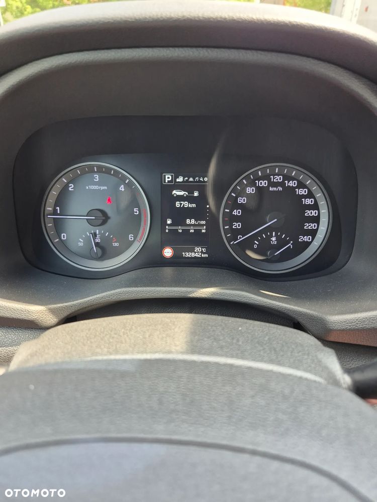 Hyundai Tucson blue 1.7 CRDi 2WD DCT Premium - 24