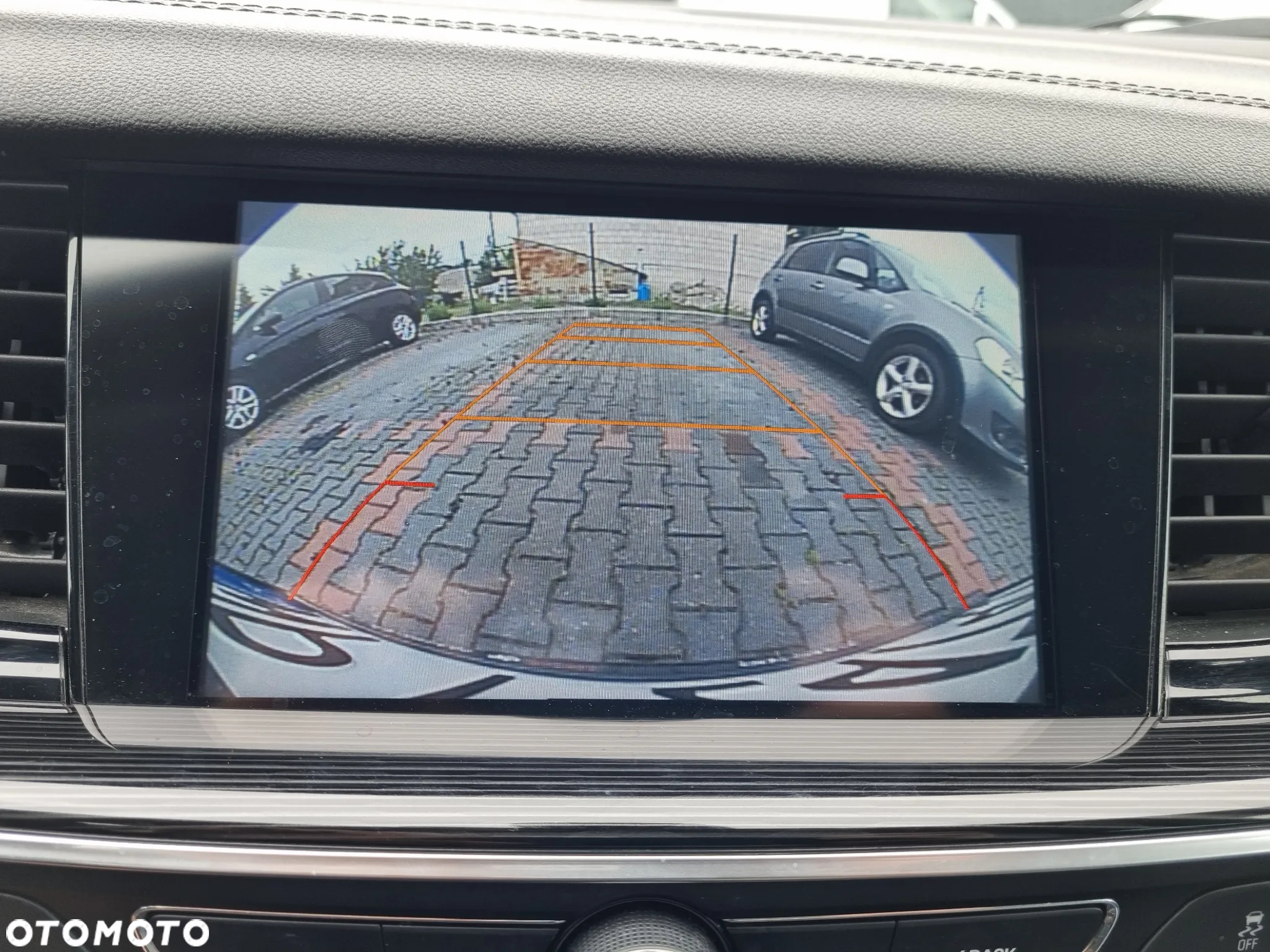 Opel Insignia 2.0 CDTI Exclusive S&S - 24