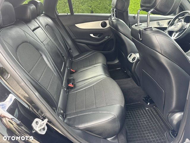 Mercedes-Benz GLC - 22
