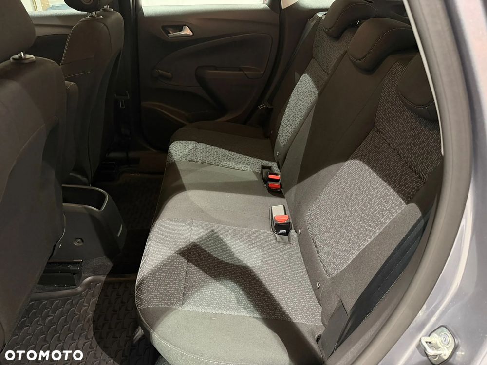Opel Crossland X - 11